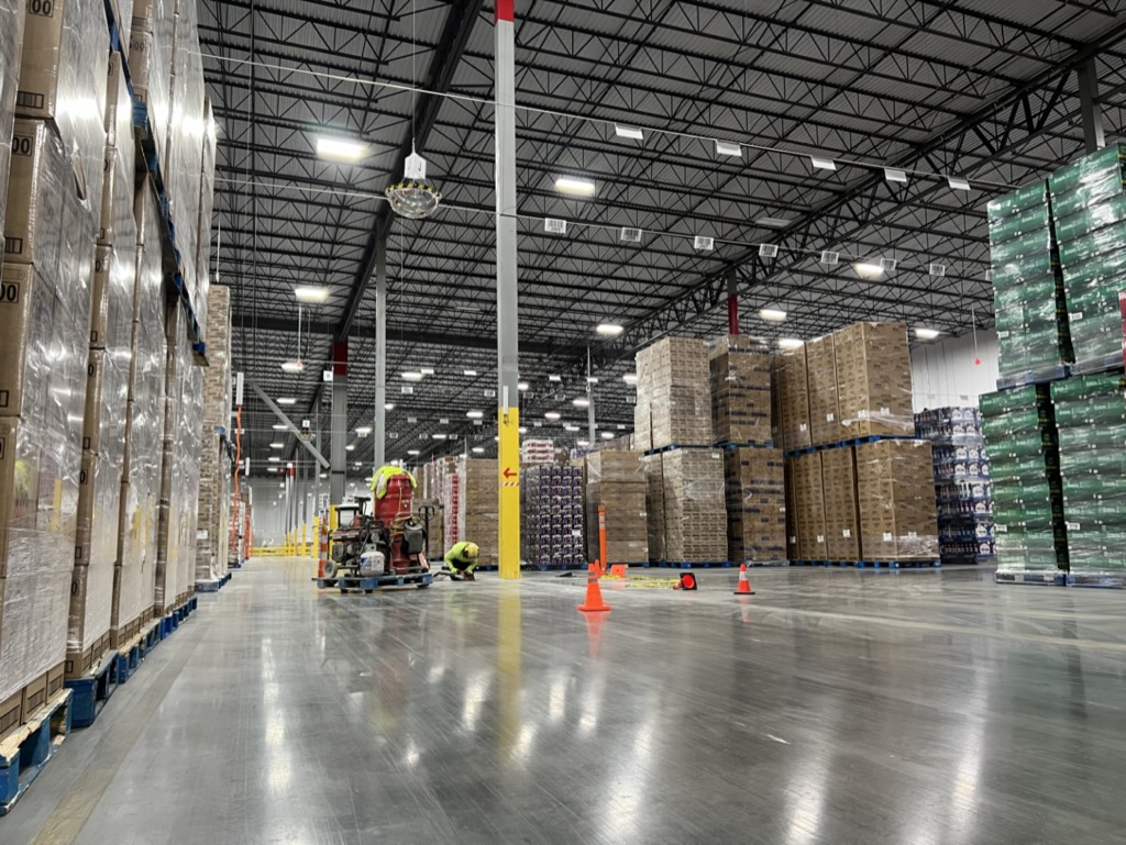 Ultra-flat warehouse floor